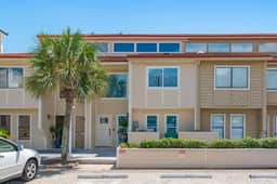 Green Reef 2 | Luxury | Private Beach | Movie Room | Beach Gear | Fully Stocked
