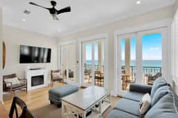 *Bella Vista on the Beach*Fully Remodeled*Hot Tub*Beach Gear*Shared Pool*9 Beds*
