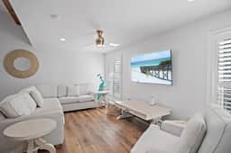 Venus on Vacation*Remodeled*Gulf View*PrivateBeach*Bikes*Beach Gears*