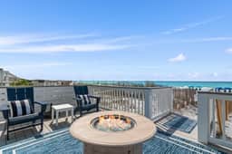Green Reef 16 | Beachfront | Remodeled | 3 Patios | Beach Gear | Stylish