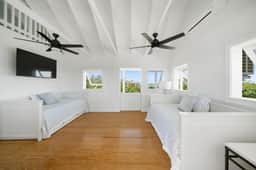 Sea Glass Found•Heated Pool•Private Beaches•Boats Included•5 Cottages•20 Acres