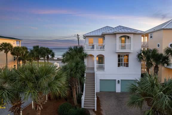 Coastal Kiss'd - Image 1