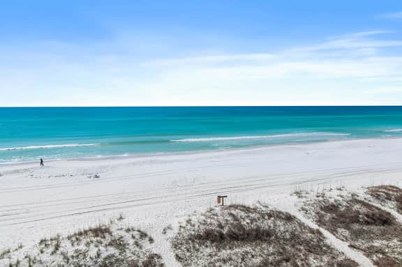 Happy Go Lucky•Pool•Near Beach•Free Beach Chairs •Bikes•Beach Gear•Walkable