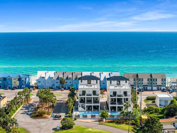 *Bella Vista Luxe*Pool & Hot Tub*Golf Cart*Theater*Rooftop Patios*Luxurious*