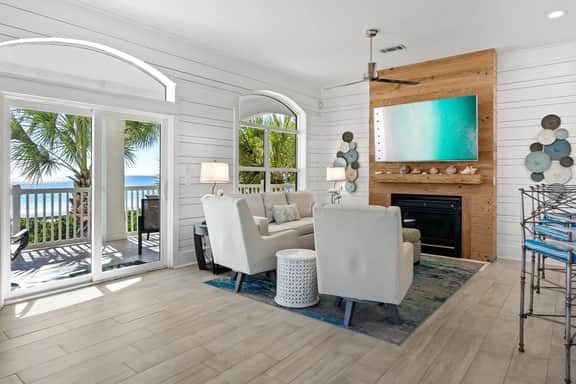 Coastal Kiss'd*HeatedPool+Hot Tub*Beach Gear*Bikes*Free Beach Chairs*