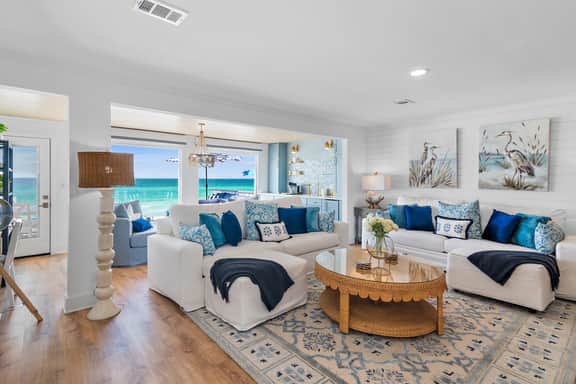 Green Reef 16 | Beachfront | Remodeled | 3 Patios | Beach Gear | Stylish